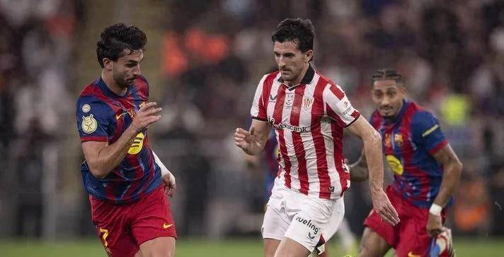 西甲榜首大战：巴萨防线四大主力全伤，莱万戴面具火线复出，圣马梅斯球场迎来最残破的宇宙队